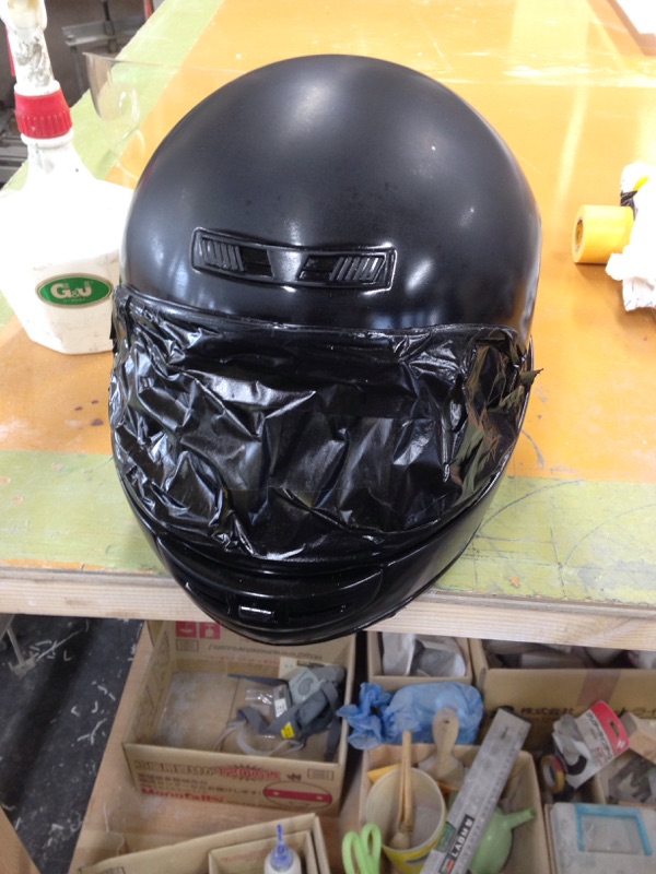 自家塗装　ヘルメット　DIY