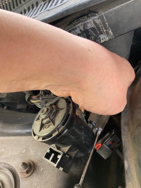 パージバルブ ガソリンキャップ 交換 DIY