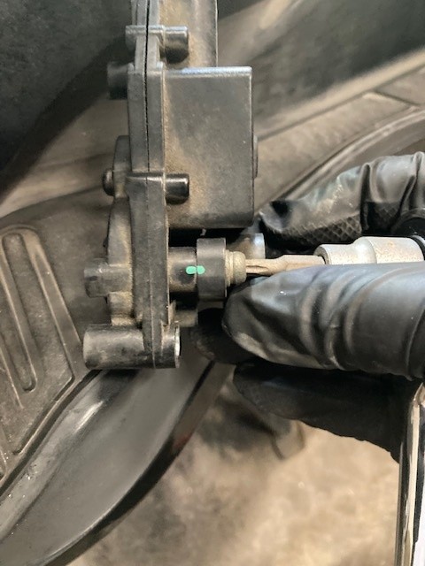 セカンダリスロットルバルブ 故障 DIY C28 C29