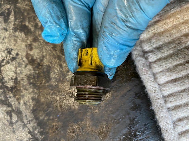 水温計 レッドゾーン エンジン掛からない DIY