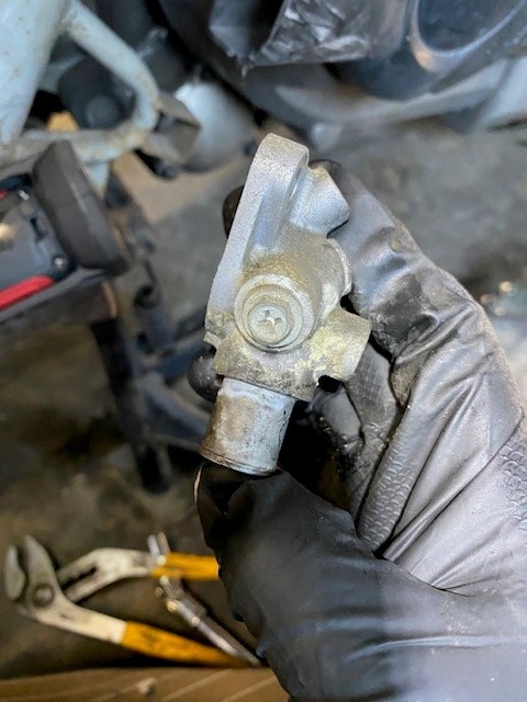 水温計 レッドゾーン エンジン掛からない DIY