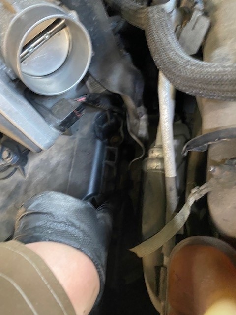 電圧低下 原因 DIY アース不良